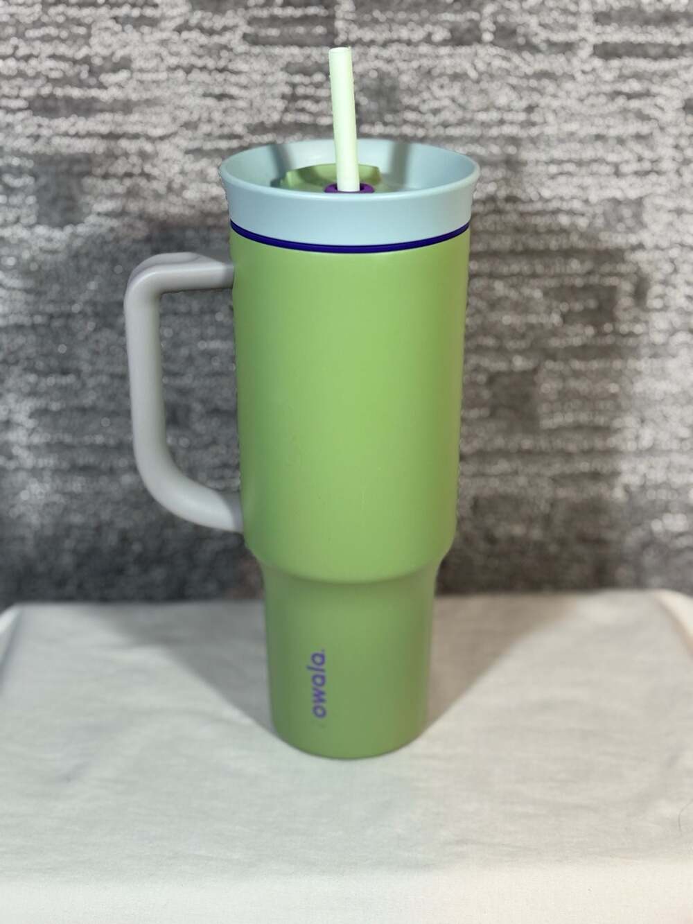 Owala 40oz Stainless Steel Insulated Travel Tumbler - Kiwi Kingdom